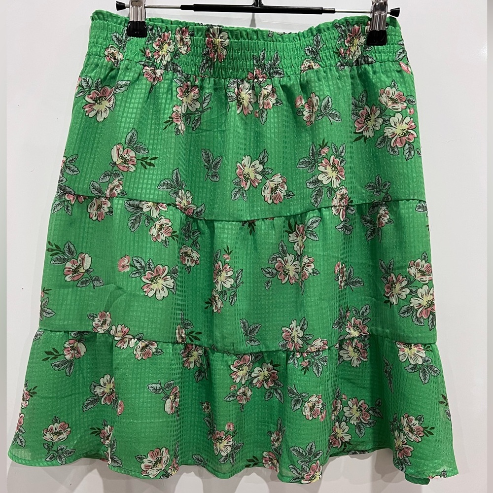 Loft Nwt Sz XL knee length ruffle skirt smocked waist sheer floral pattern